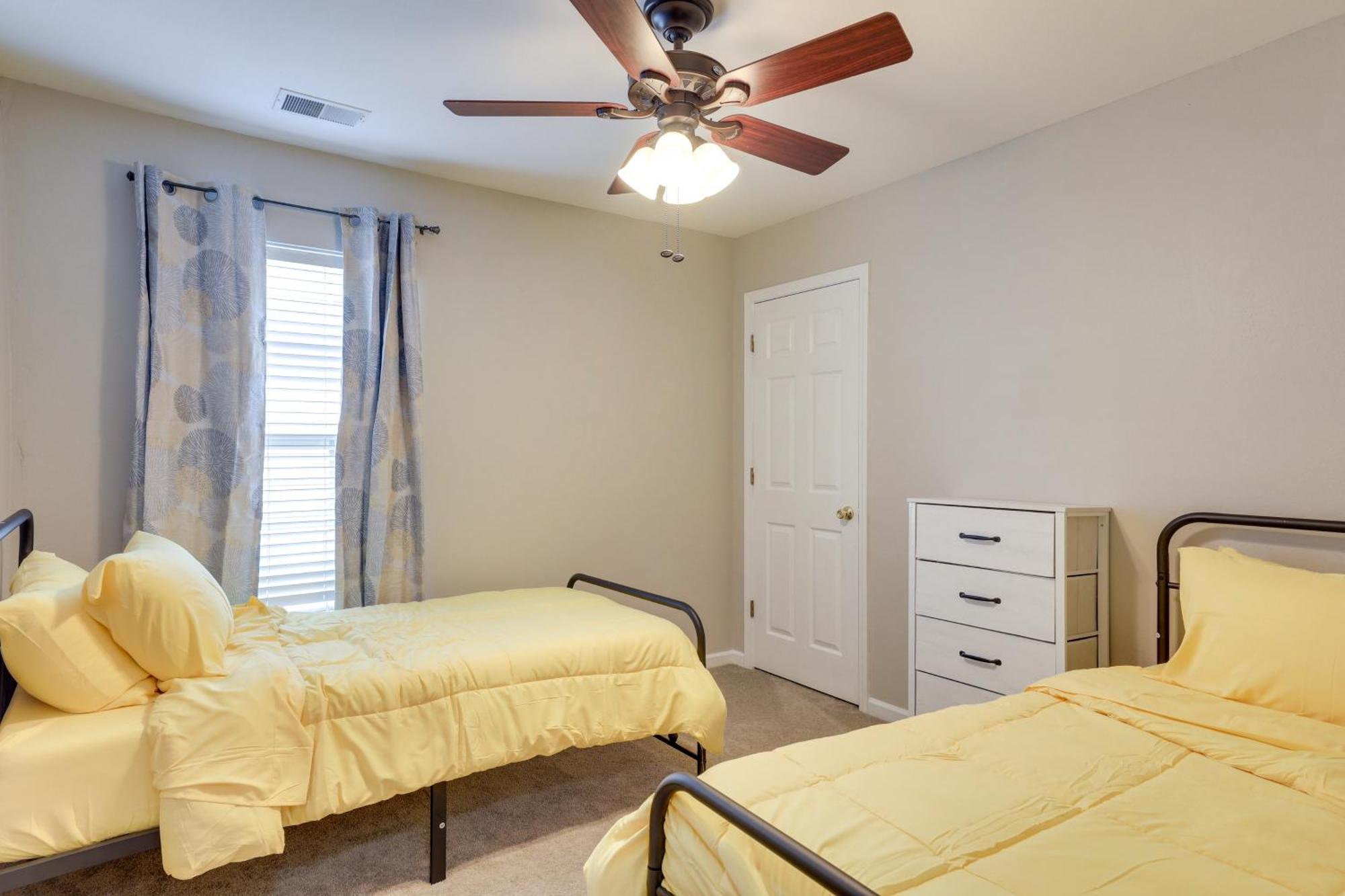 Charming North Charleston Townhome - Pets Welcome! Eksteriør bilde