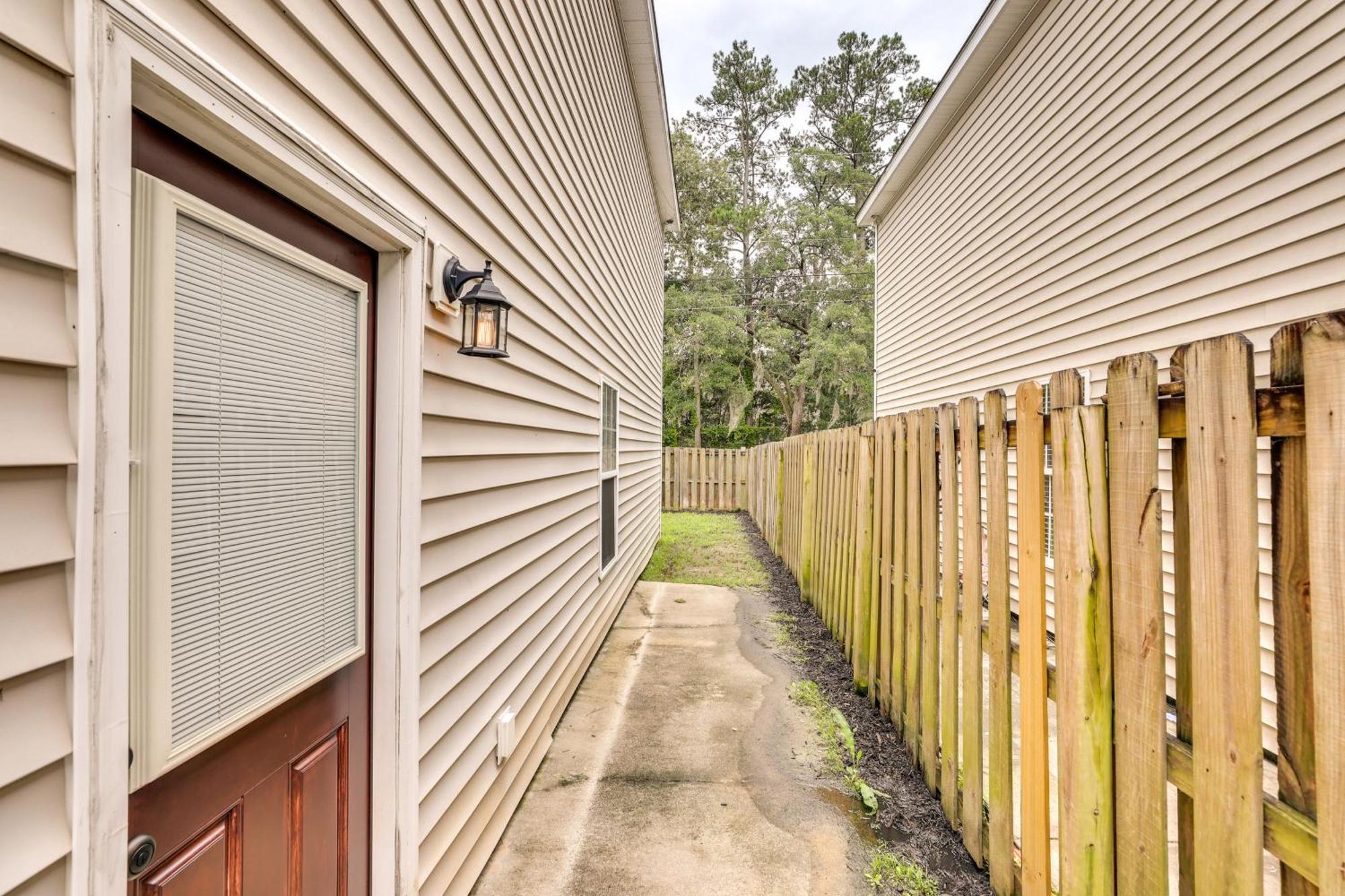 Charming North Charleston Townhome - Pets Welcome! Eksteriør bilde