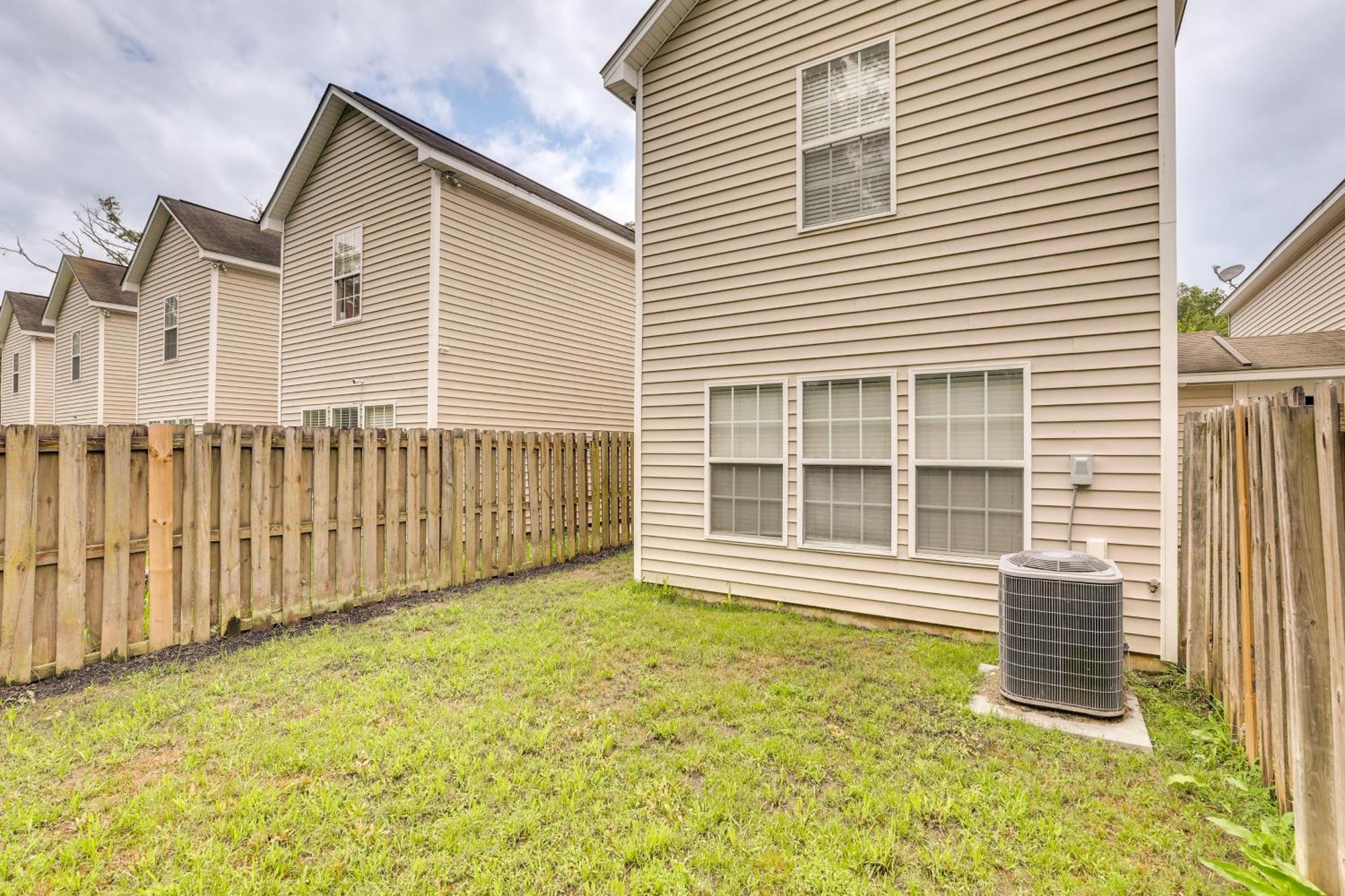 Charming North Charleston Townhome - Pets Welcome! Eksteriør bilde